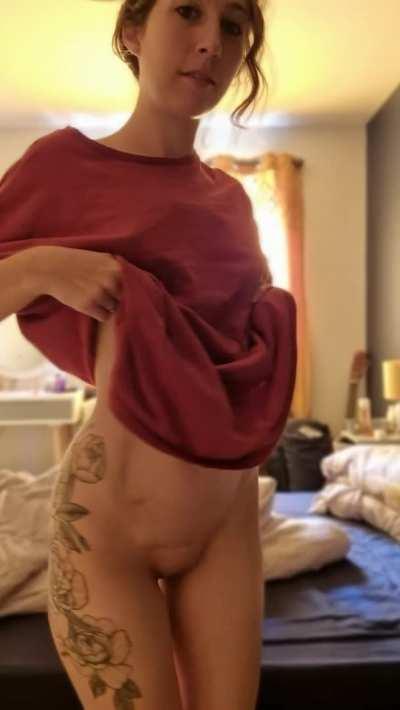 F27 Because milfs can be cute too 😇