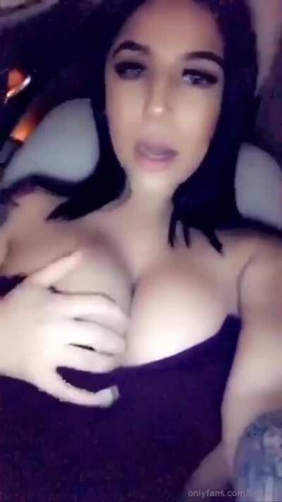 Lissbby and lasunshinee