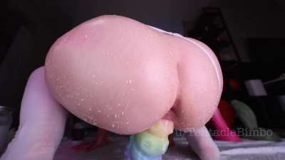 Bouncing on my tentacle and making a mess