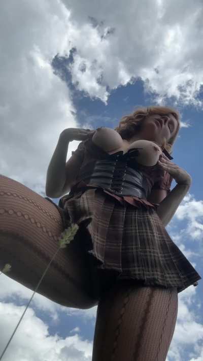 Will you go on a date with me in the forest?