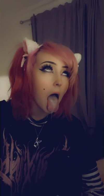 please fuck my mouth 💖
