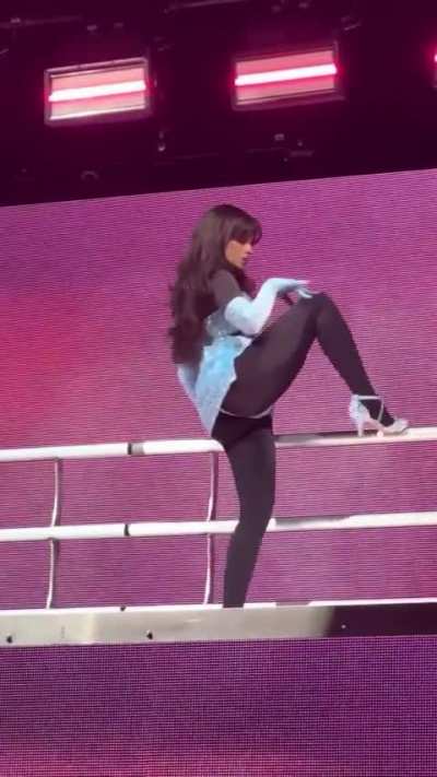 Camila’s Butt is the Reason I Love Girl’s Butts!! 🍑🥵 