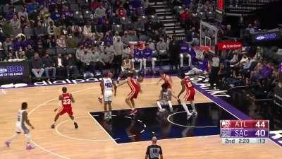 [Highlight] Capela with the Dunk Rejection