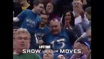 Фанат которого остановила полиция, вернулся через 12 лет чтобы завершить начатое