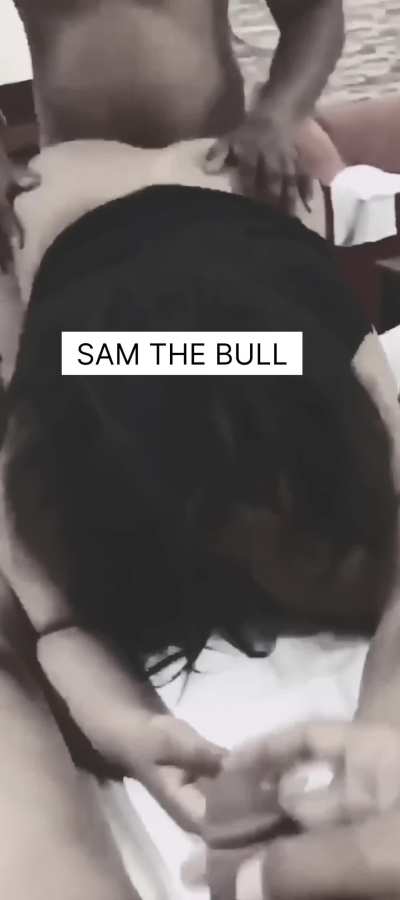 I had the opportunity to connect with a couple from Banglore The husband was in jealousy that iam eating his wife