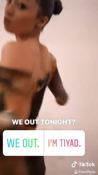 That wiggle...damn poll blocks the view