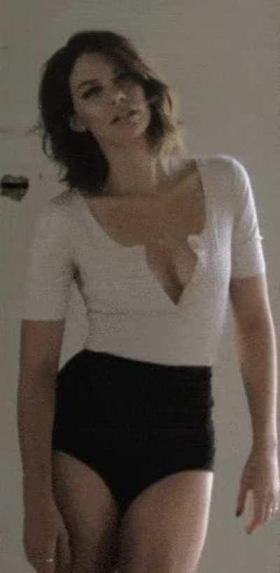 Legit wanted Lauren Cohan's Maggie and Carl intimacy in the Walking Dead.