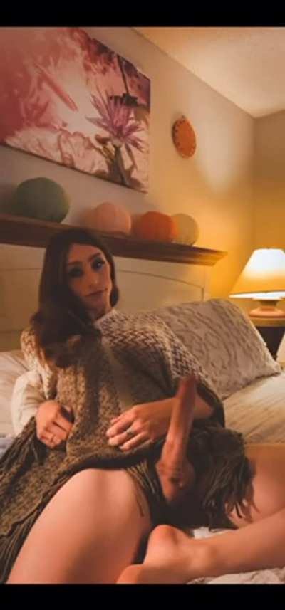 That dick is hypnotizing