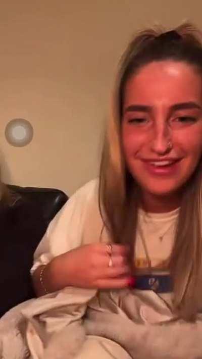 @lexiepiex live from December 4, 2021