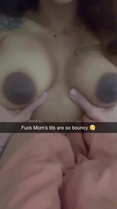 Moms pussy is the best pussy 🥵