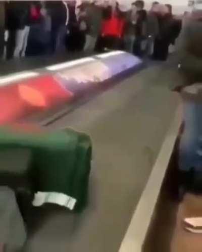 Algo divino passando na nossa frente