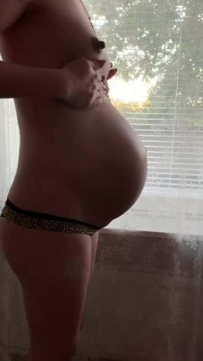 My belly is getting bigger and bigger)) 37 weeks🙃🥰