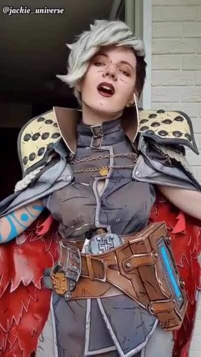 [self] Don't Rush Challenge with Borderlands cosplayers (me as Moxxi and my friends)