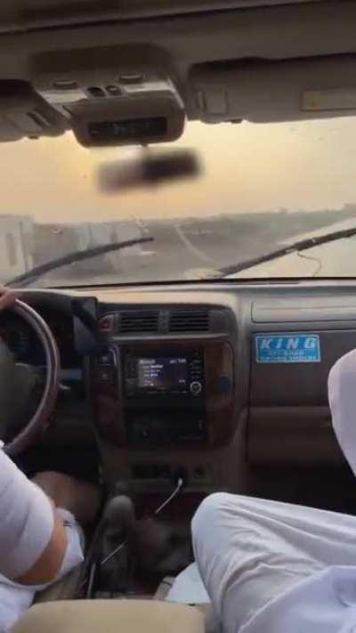 It's raining in the desert