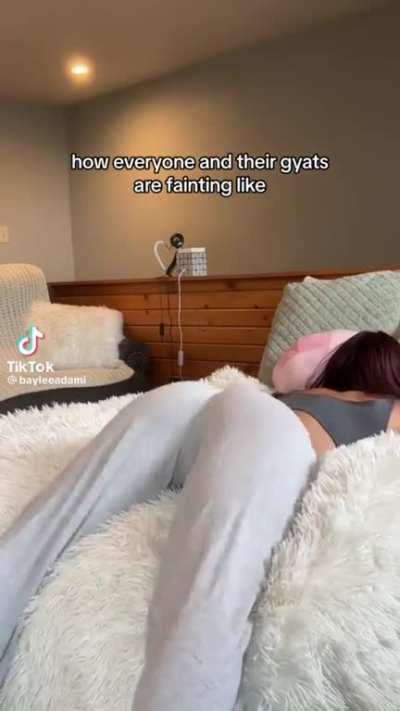 Please keep fainting 