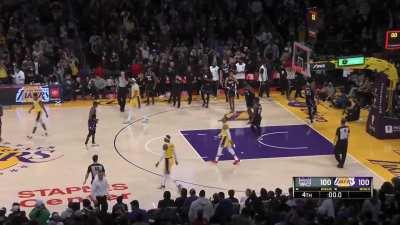 [Highlight] Lebron can't knock down the game-winner, game goes to OT