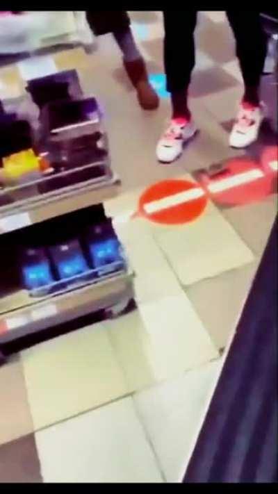 The Camera Mans Commentary Is Pure Comedy Gold Filming Female FullyVaxed Versus AntiVax Albino Ratchets