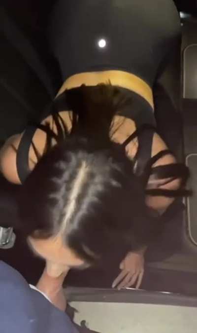 What do you call a girl that gives you a blowjob on the first date 