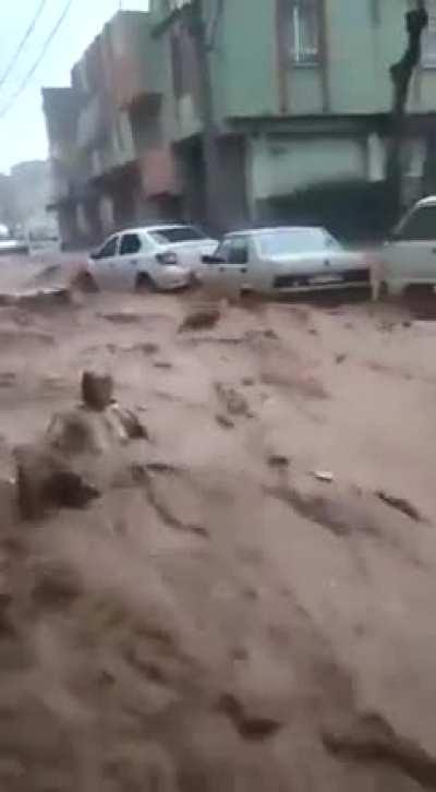 I must film this historic flood