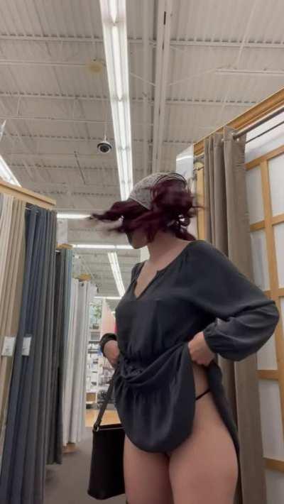 [GIF] The boyfriend asked for a nude while I was running errands.. sent him this instead