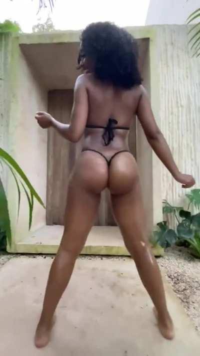 Walking away like [oc]