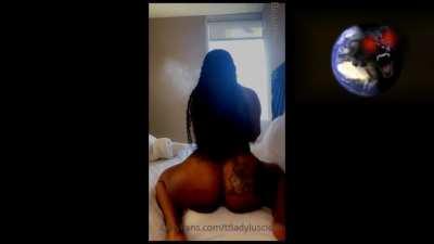 Lady Elle Luscious - Late At Night