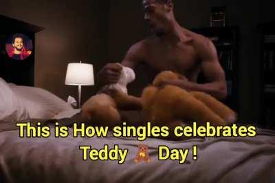 Happy Teddy Bear day Mods 😘