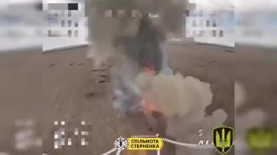 An unknown Ukrainian drone unit knocks out three Russian tanks with FPV drones (don't turn the sound on, they chose a horrible rendition of down with the sickness)