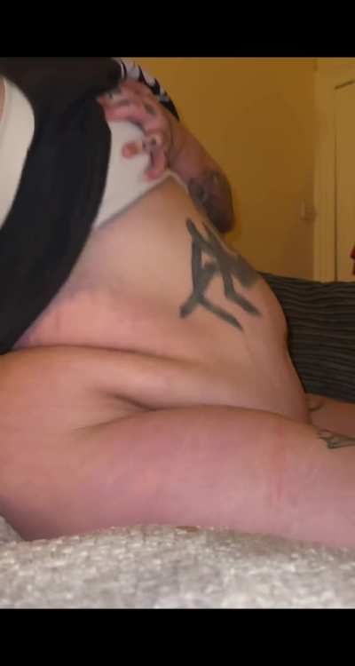 fit girl to sloshy belly from too many milkshakes🥺