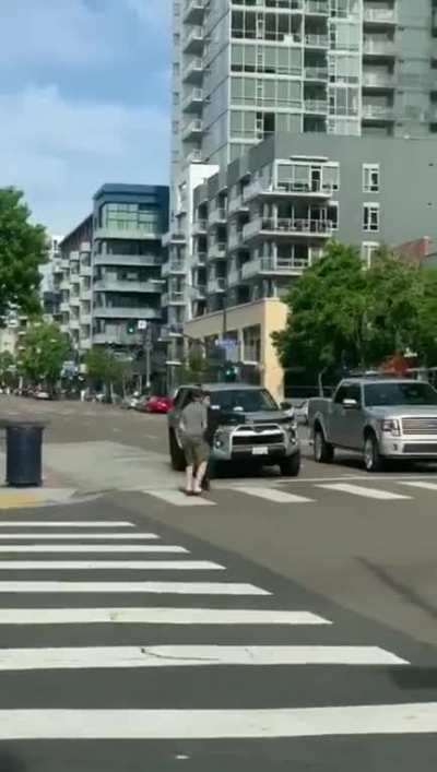 Racist harasses Asian, knocked out