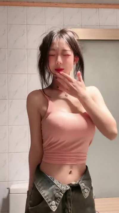 女人，来，使用吸引力法则中