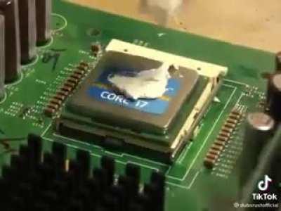 Scientist arms his PC gamer