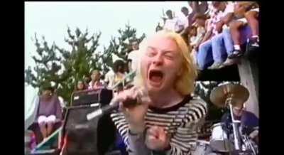 jonny greenwood has a flashback