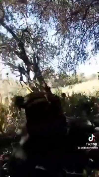 Nigerian soldiers pinned down by iswap gunfire