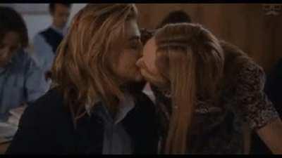 Chloe Grace Moretz in uniform making out with her teacher is unspeakably hot