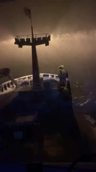 🔥 Snow in the middle of the ocean