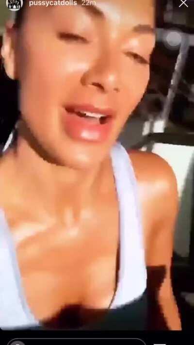Boobs on a treadmill