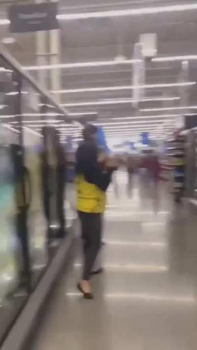 Hey buddy, whatchu doin there?