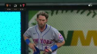 [Highlight] Jeff McNeil makes a diving catch and doubles off the runner with an off balance throw