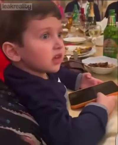 Freakshow in front of a child