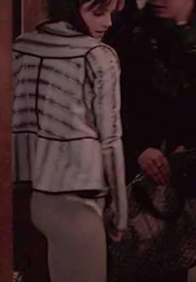 Would you offer your face as a seat for Emma Watson?