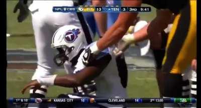 [Highlight] The Steelers lay a triple sack on Vince Young