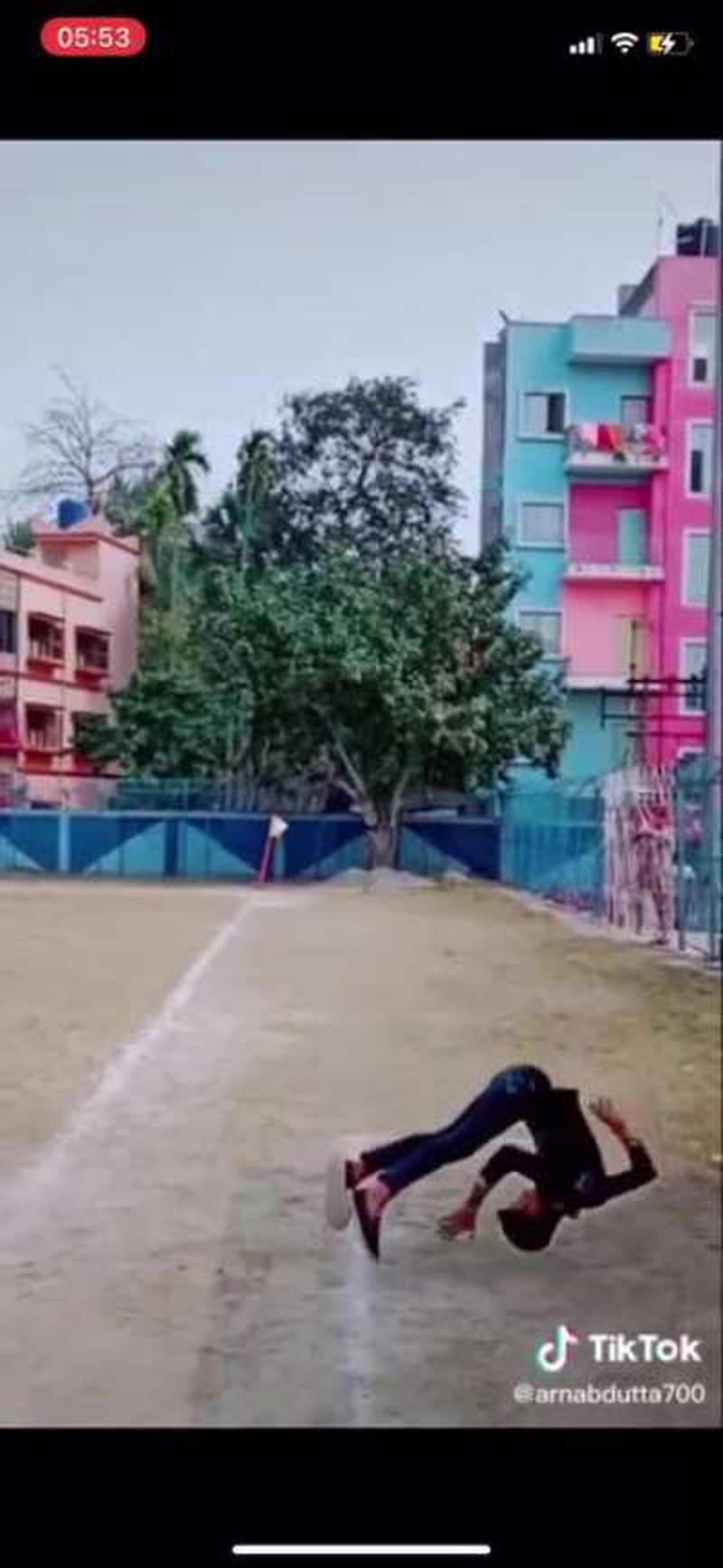 Indian guy definitely breaks something after falling on neck while attempting a backflip from a building