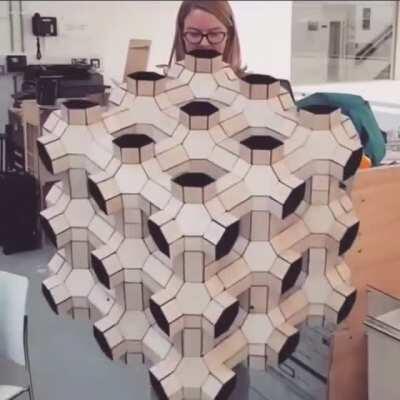 Being hypnotized was never this easy