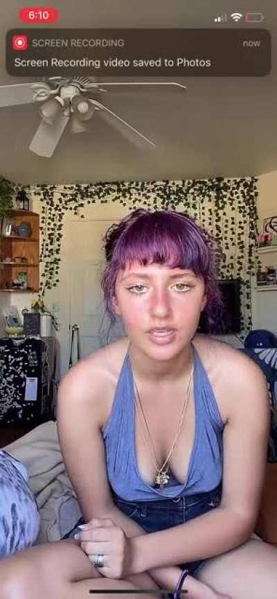 Anyone get anything from her? Was live today and a day or 2 ago with a ton of close ones