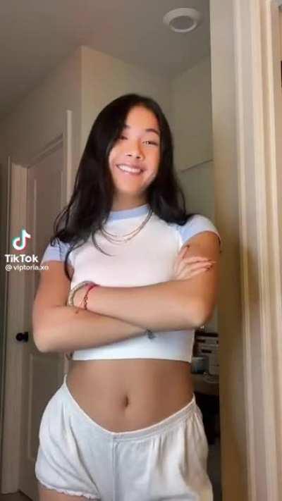 TikTokSeeThrough - Video #1421