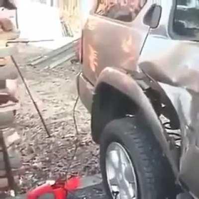 Dealing with car tire carelessly...!!