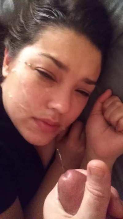 I don't mind waking up to cum 🤭