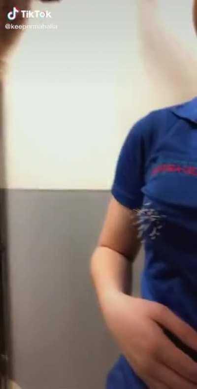 If she wasn’t wearing a bra, it would be game over