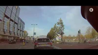 Stopping on the middle of the road